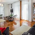 Milana - Cozy With Free Parking スプリト