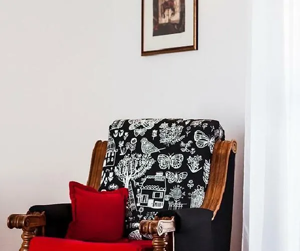 Milana - Cozy With Free Parking * Split