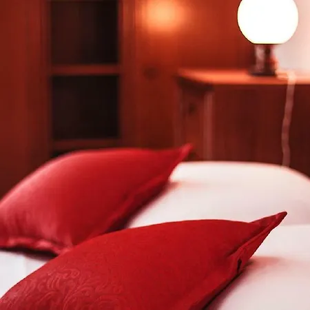 Milana - Cozy With Free Parking * Split