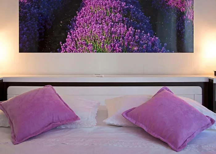 Appartement Milana - Cozy With Free Parking